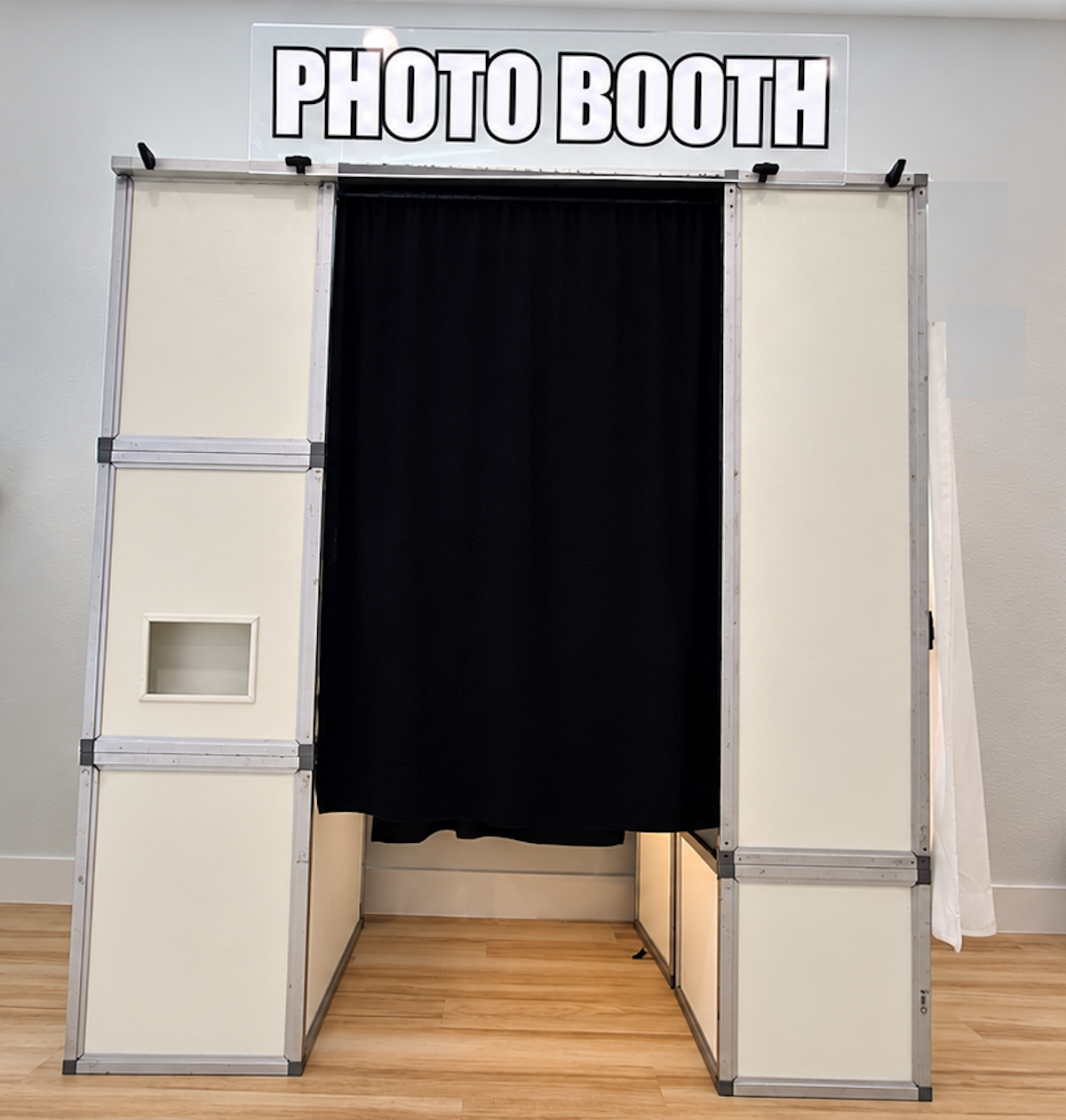 Real enclosed photo booth experience from Photo Booths of Dallas