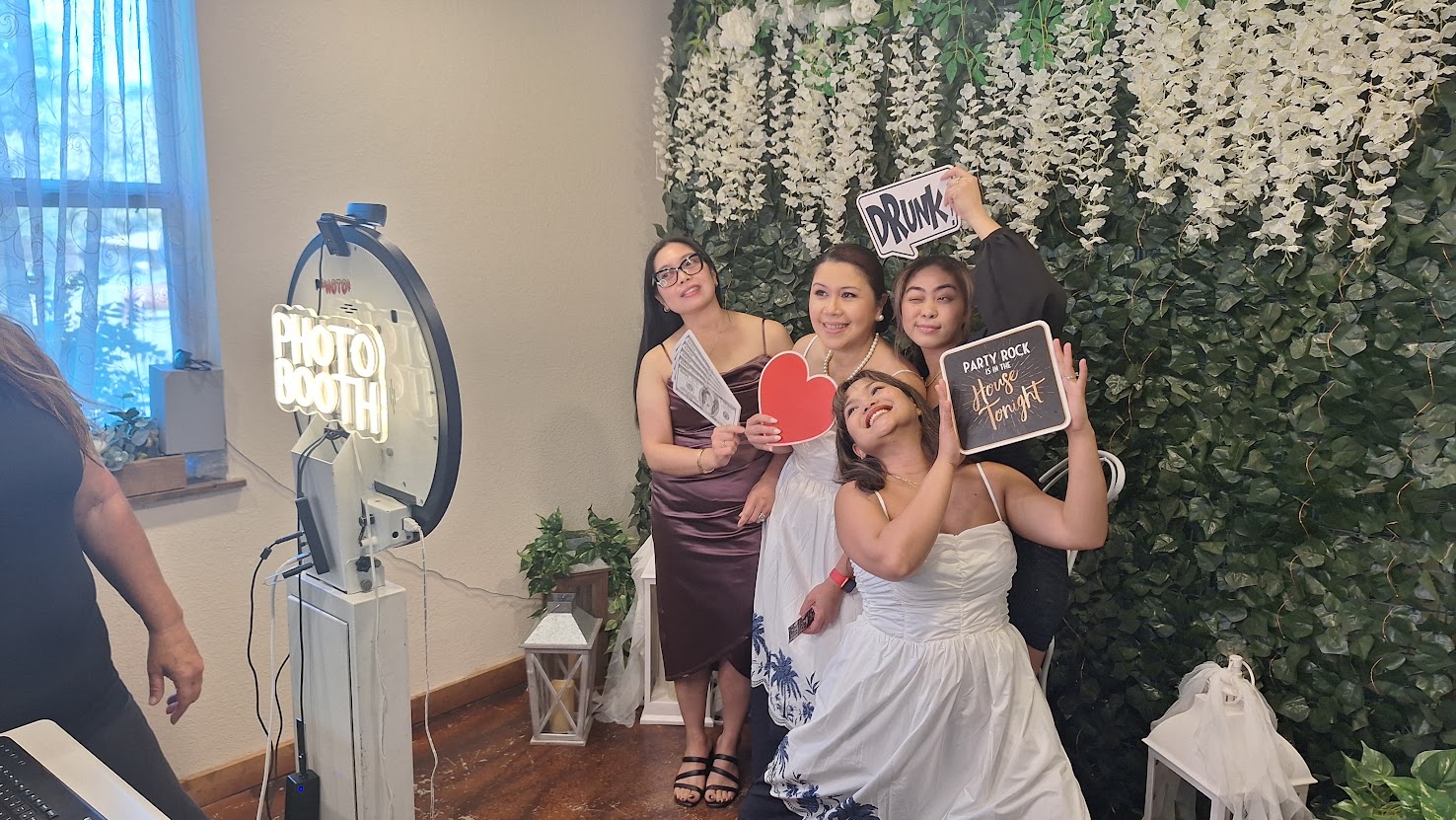 Photo Booths of Dallas at Blue Heron Landing in Wylie, Texas — photo 1